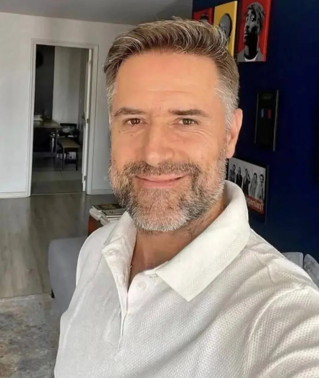 <em>Carlos Medina</em>